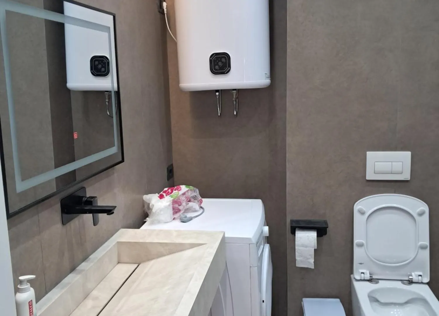 Ideal Sea View Apartment Vlorë アルバニア